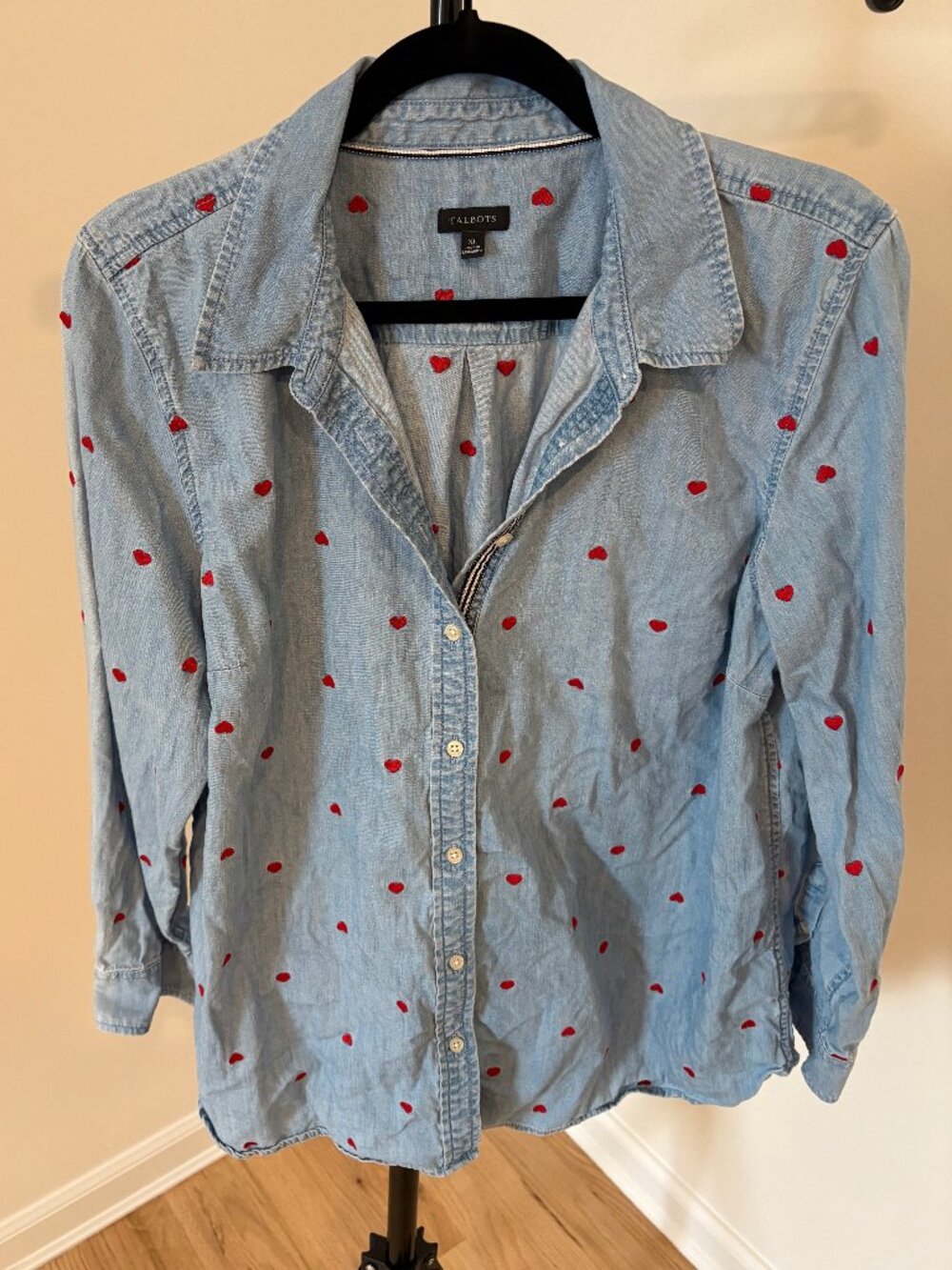 ❤️ Talbots Embroidered Hearts Denim Chambray Button-Down Shirt - Size XL